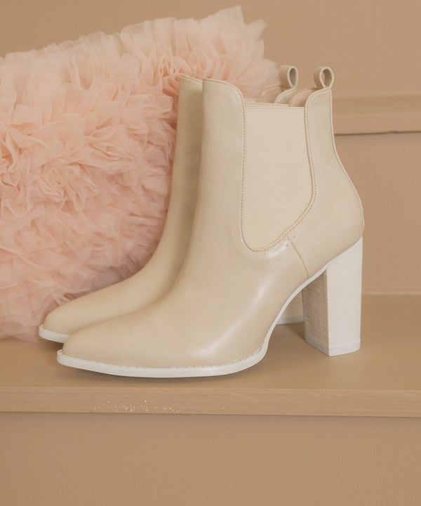 Esmee Chelsea Boot Heel