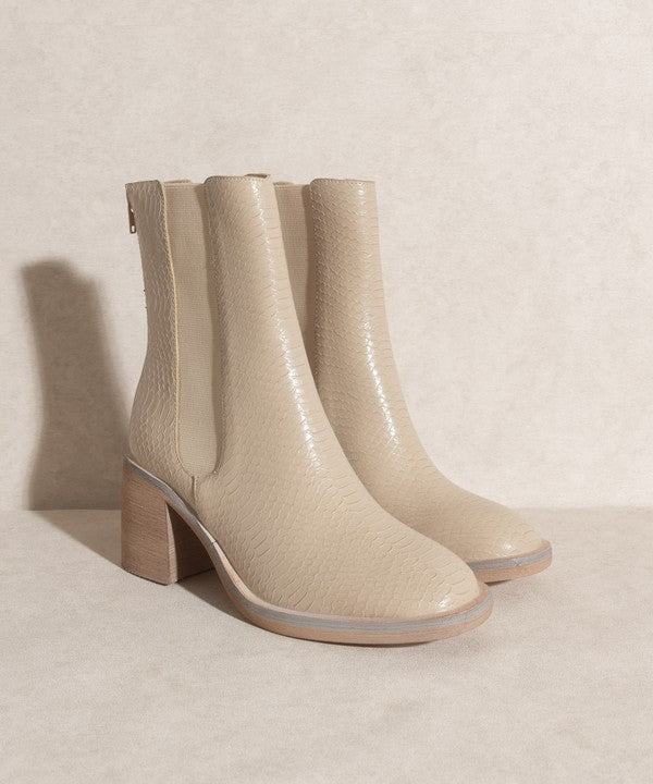 Olivia Chelsea Heel Boots