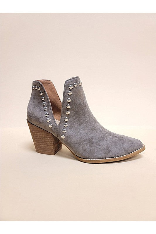 MISTY STUD ANKLE BOOTIES